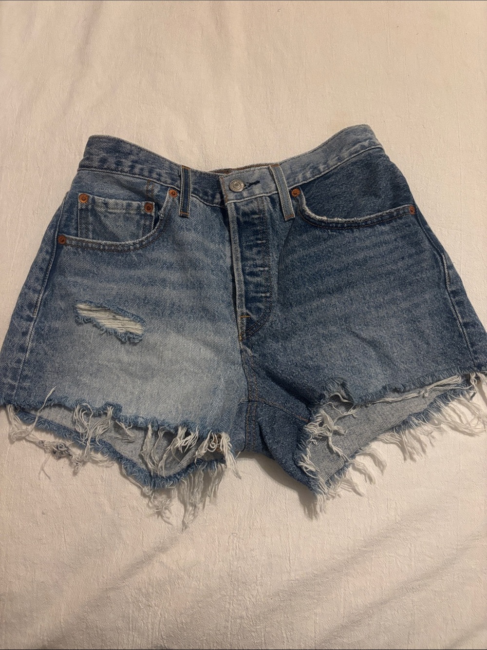 501 Levi's Two-Tone Distressed Denim Shorts - Blue - Picture 1 of 3